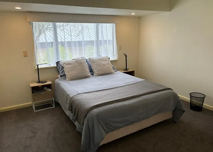 Seaview On Sealy Apartment